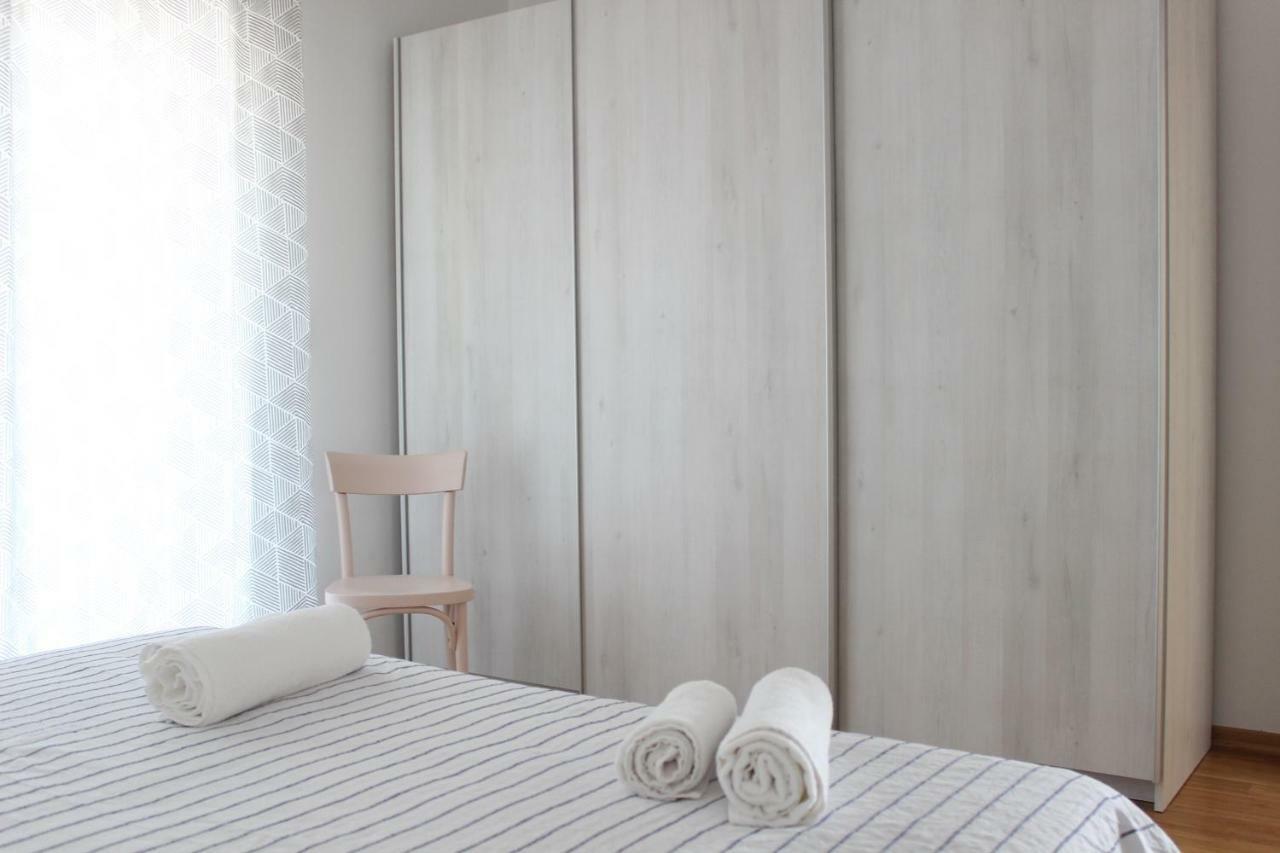 Apartment Luce โตรกีร์ ภายนอก รูปภาพ